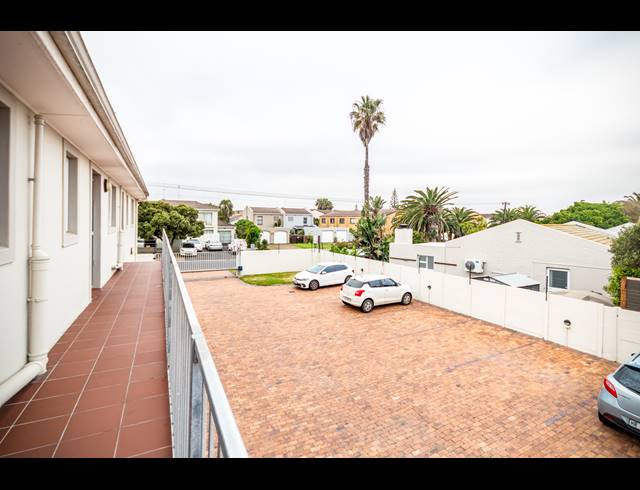 1 BEDROOM APARTMENT FOR SALE IN WAVES EDGE